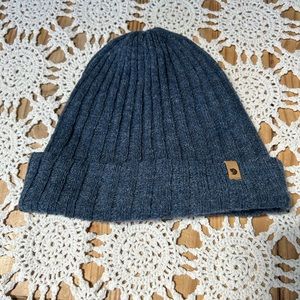 Fjallraven Beanie Blue Hat Cap Warm One Size. No flaws. Great Hat!